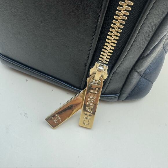 Chanel Lambskin Quilted Medium Trendy CC Bowling Bag Black Gold Hardware +Box - Picture 10 of 16